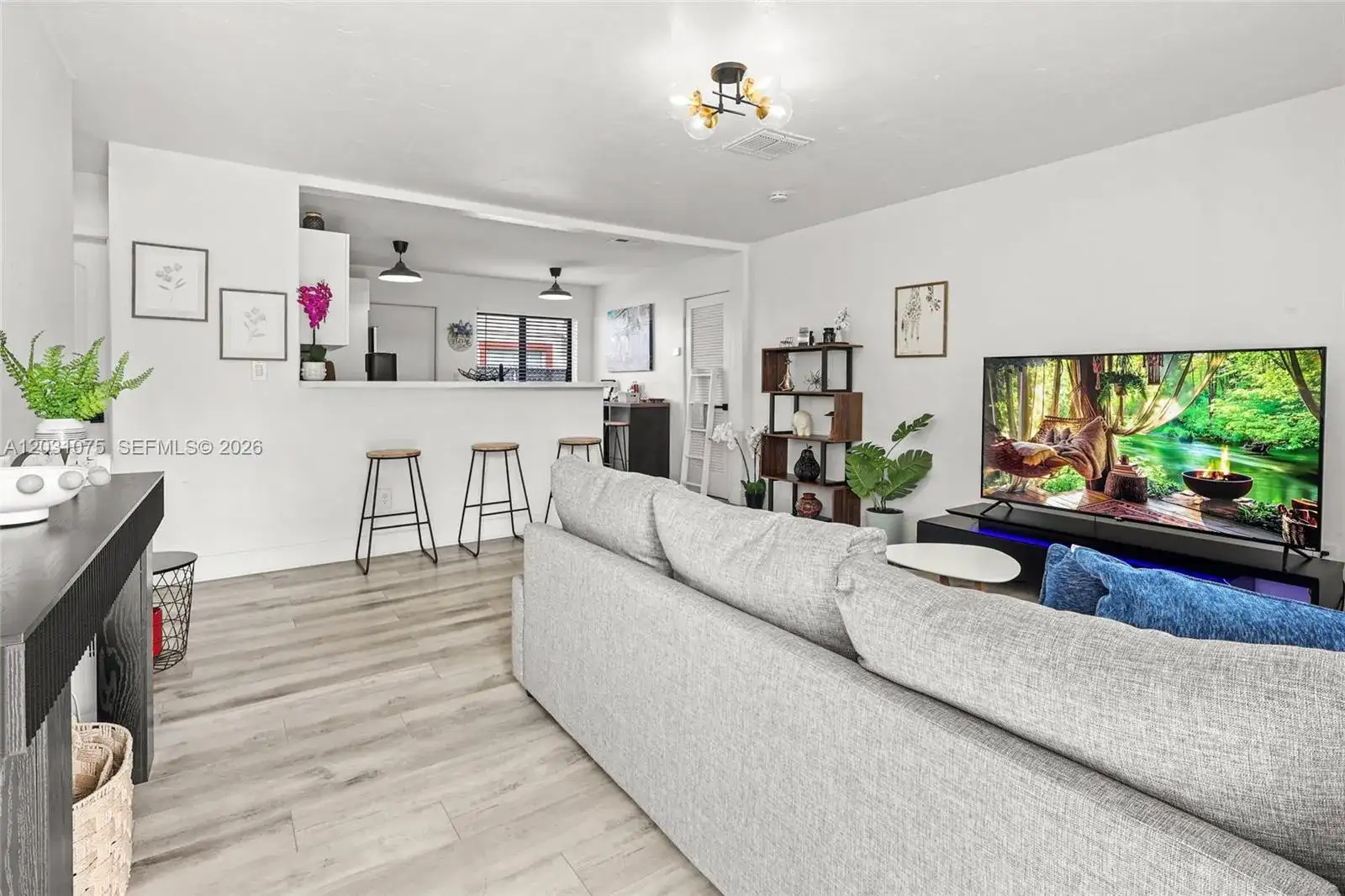 11002 NE 13th Ave, Miami FL 33161 photo 3