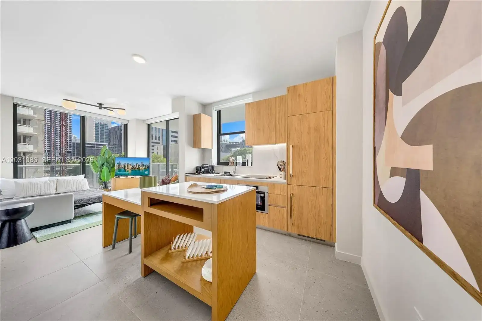 11 NE 6th St # 301, Miami FL 33132 photo 3