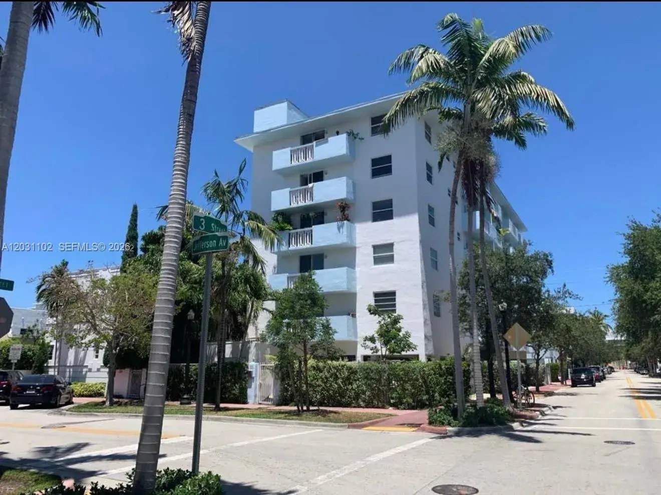 1 bedroom 1 bath Residential for sale at 301 Jefferson Ave # 3A, Miami Beach FL 33139