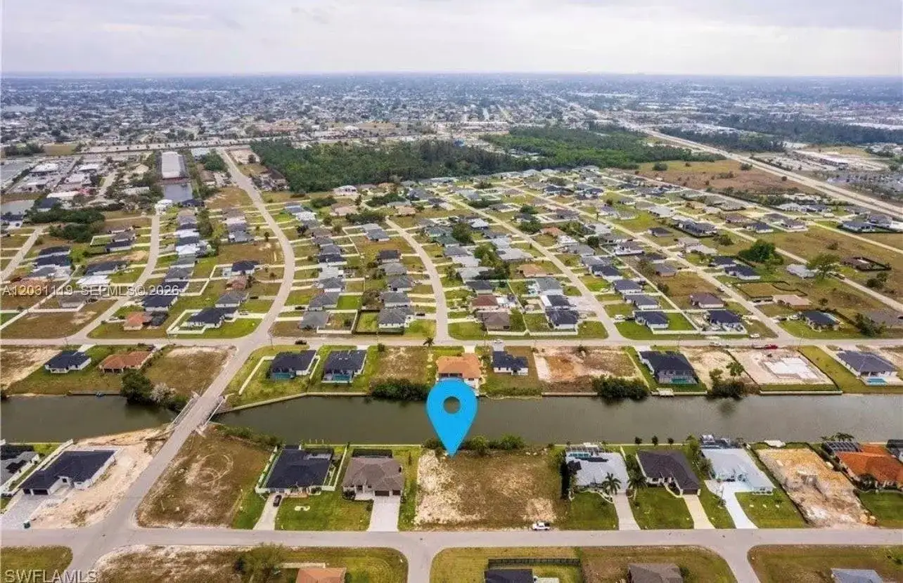 3407 NW NW 46th Ln, Cape Coral FL 33993 photo 2