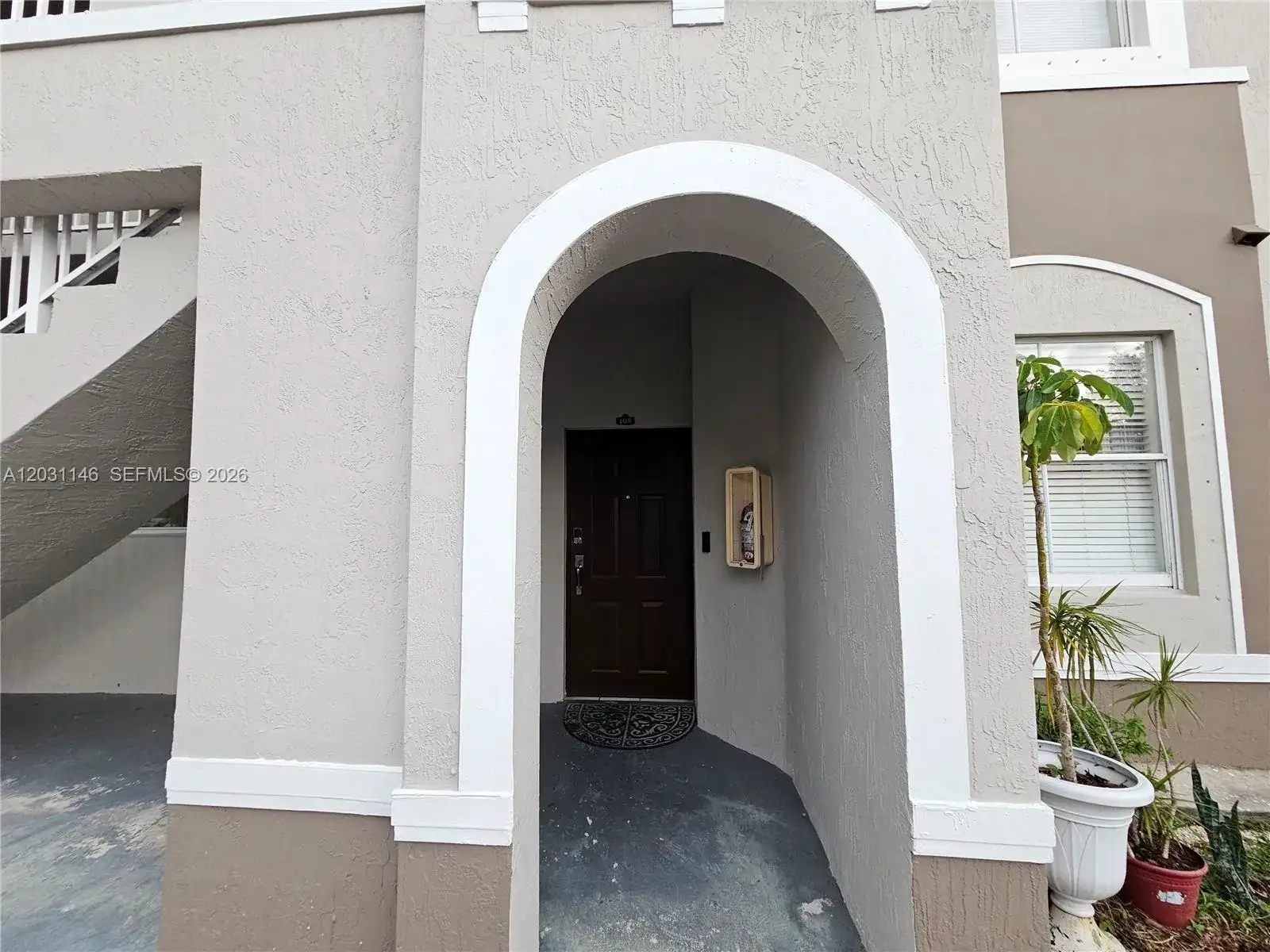 1661 SE 28th St # 105, Homestead FL 33035 photo 2