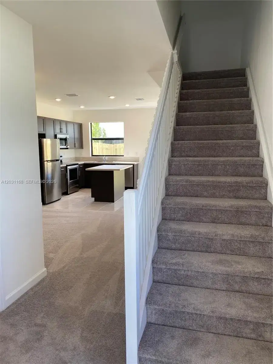 21466 NE 3 Place, Miami FL 33179 photo 2