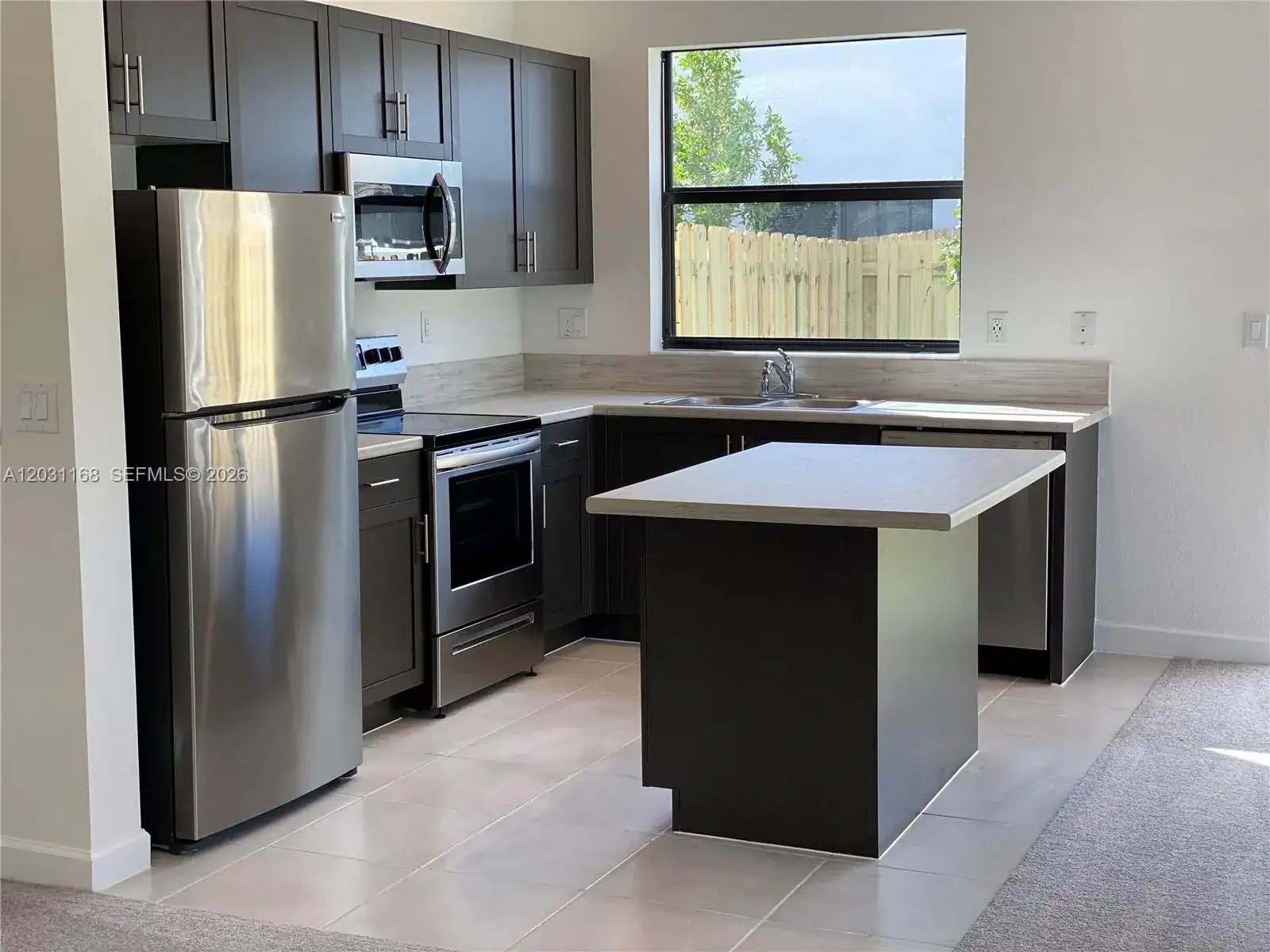 21466 NE 3 Place, Miami FL 33179 photo 4