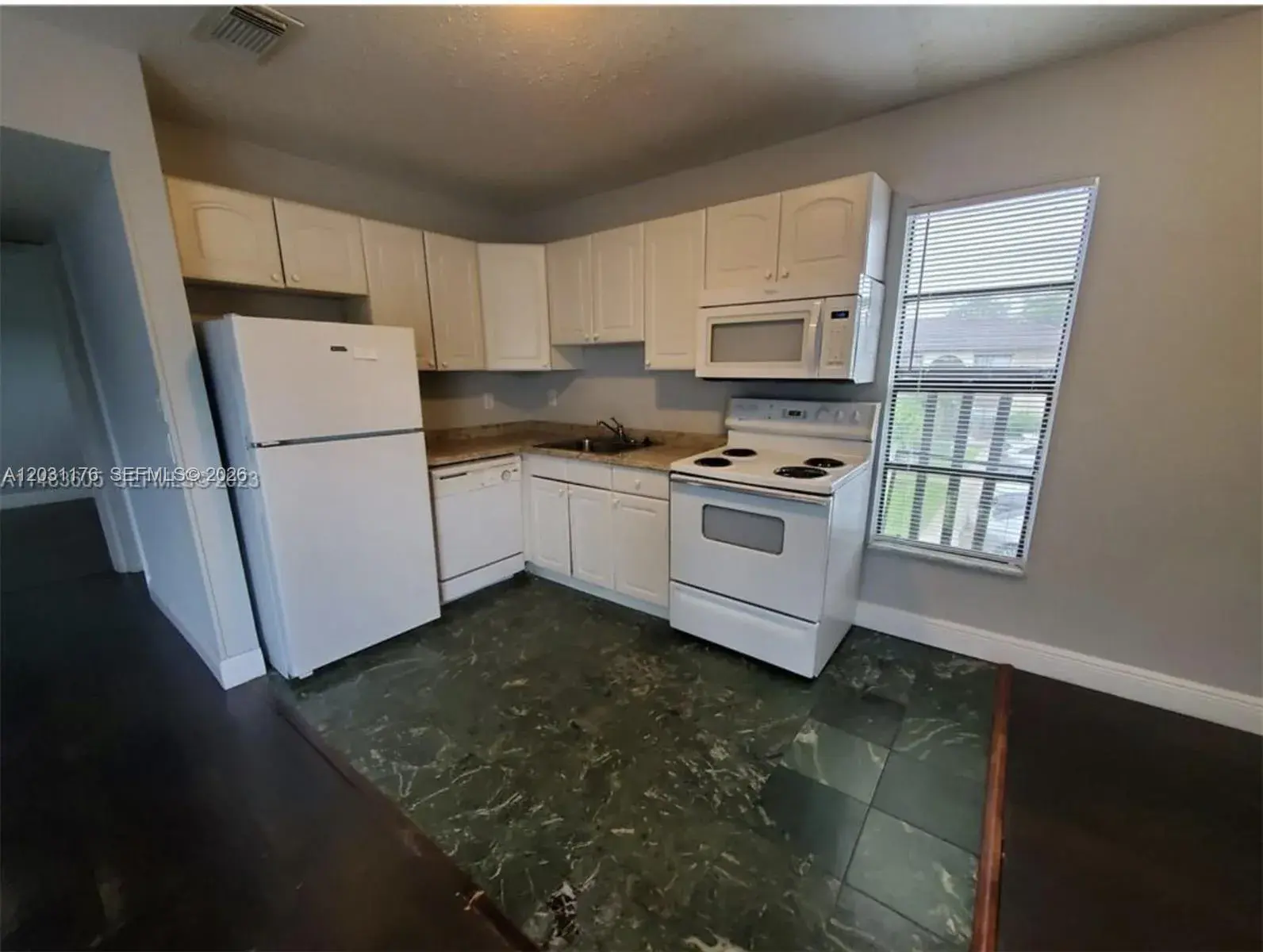 3006 Coral Ridge Dr # 210B, Coral Springs FL 33065