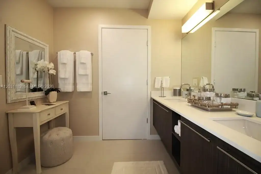 7751 NW 107th Ave # 805, Doral FL 33178 photo 5