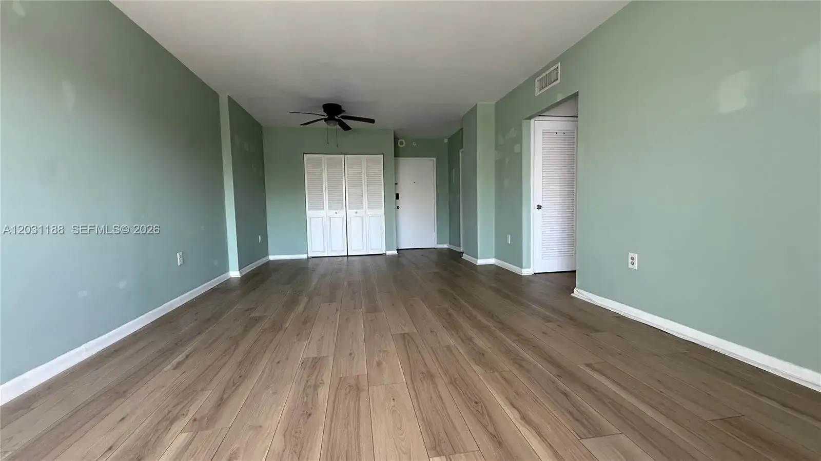 400 Kings Point Dr # 316, Sunny Isles Beach FL 33160 photo 5
