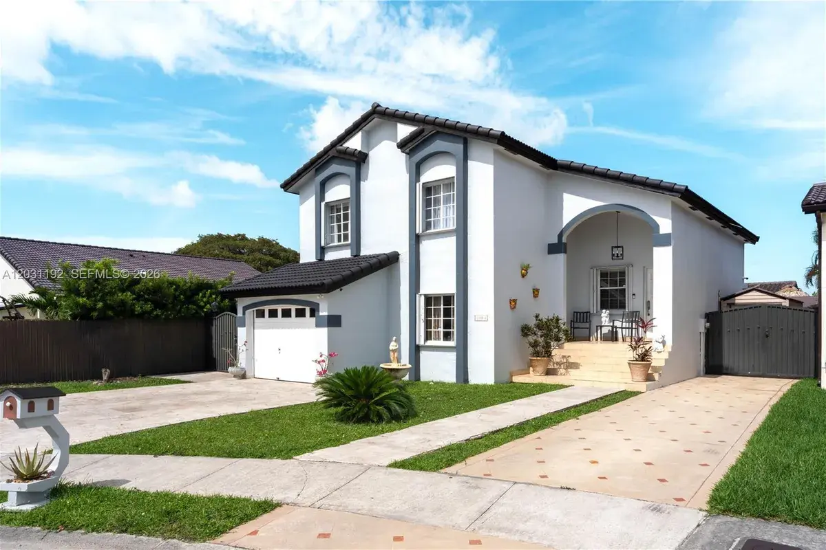 1084 SW 142nd Pl, Miami FL 33184