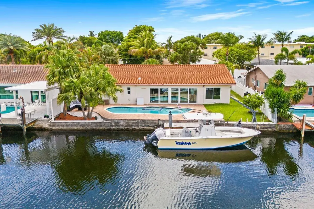 370 SE 12th Ave, Pompano Beach FL 33060