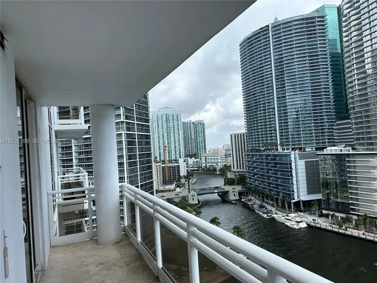901 Brickell Key Blvd # 2005, Miami FL 33131 photo 2