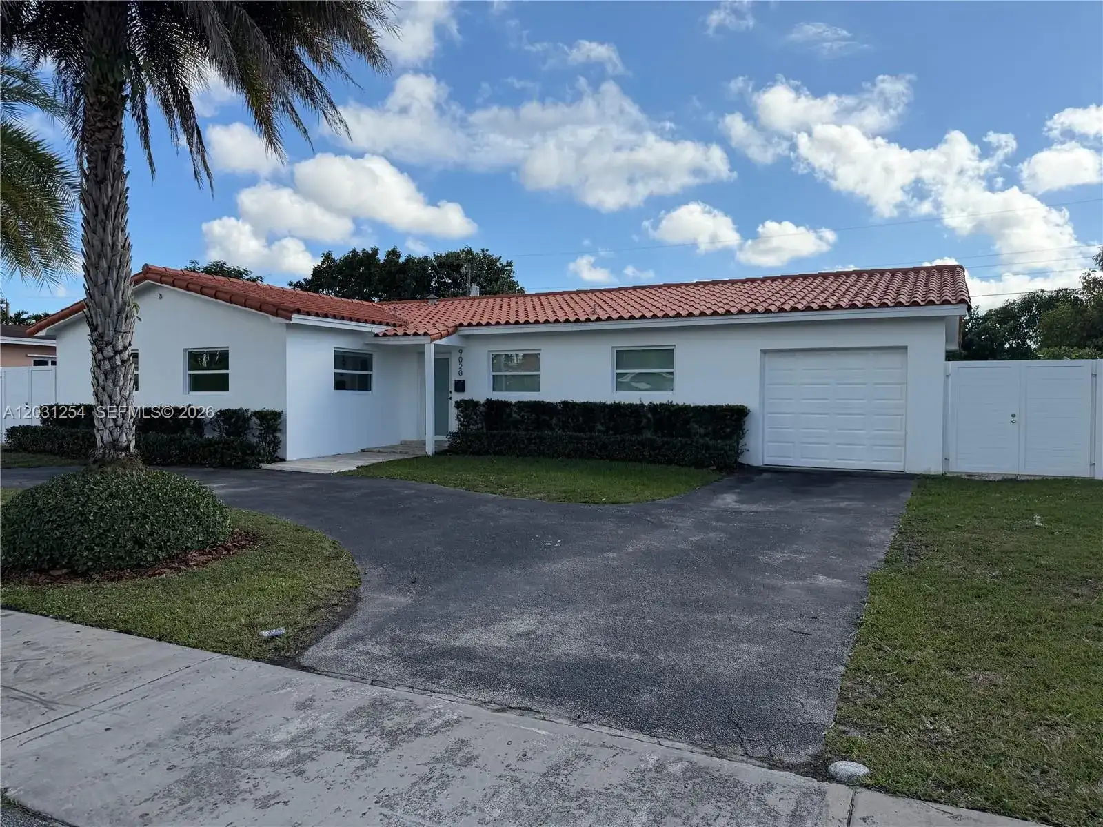 9020 SW 56th Ter, Miami FL 33173 photo 2