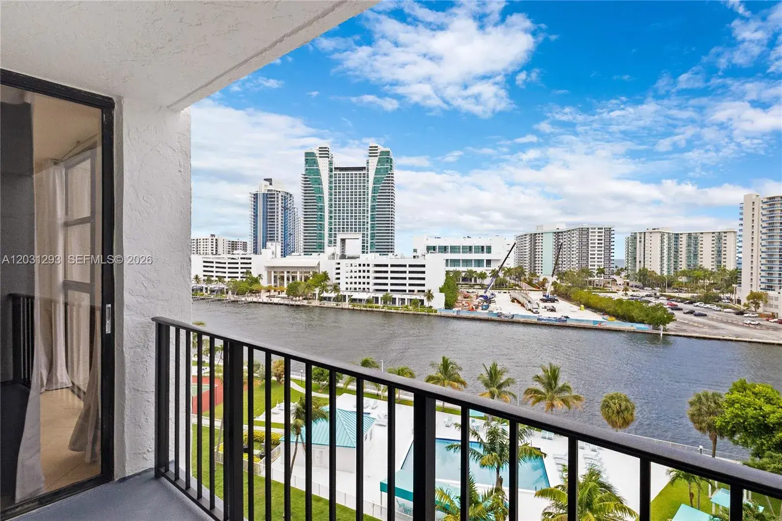 200 Leslie Dr # 902, Hallandale Beach FL 33009