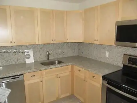 7747 SW 86th St # 408, Miami FL 33143 photo 5