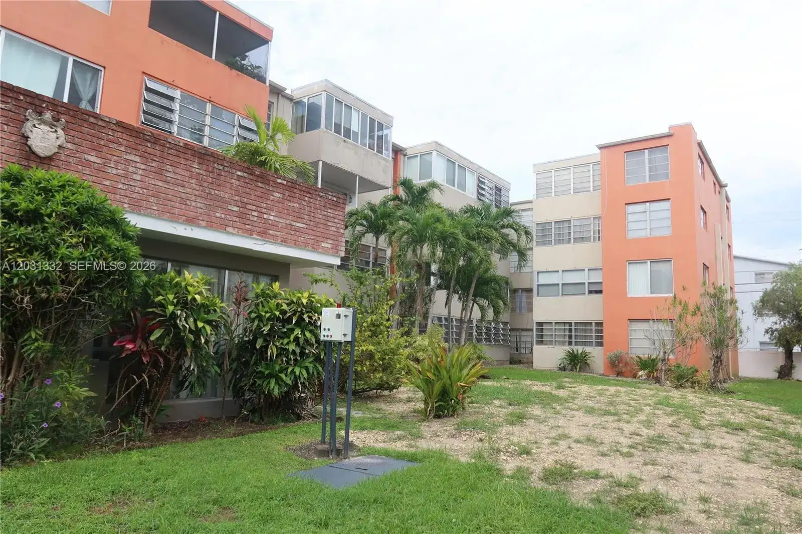 1850 NE 169th St # 312, North Miami Beach FL 33162 photo 4