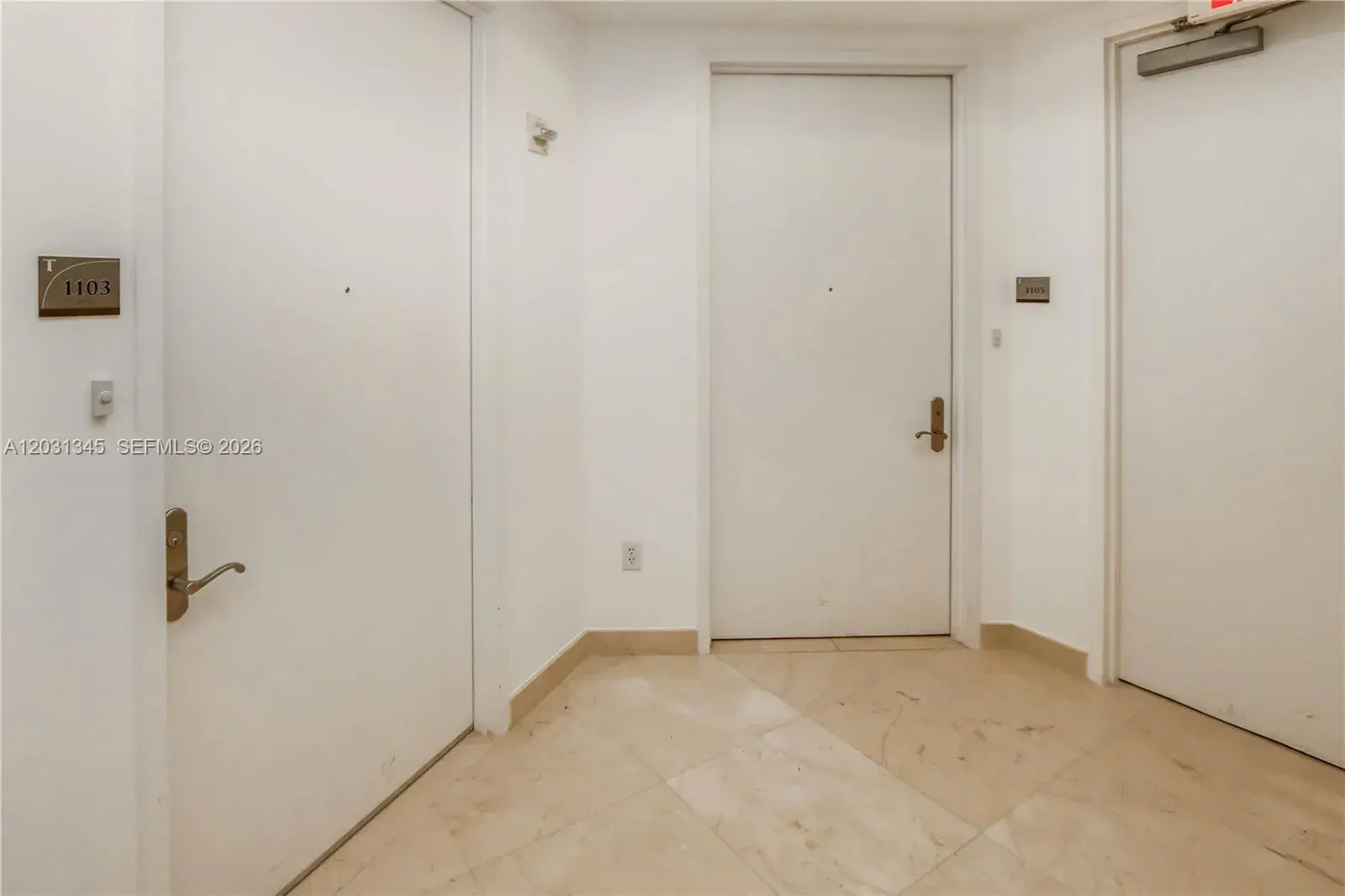 15811 Collins Ave # 1105, Sunny Isles Beach FL 33160