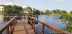 250 Jacaranda Dr # 305, Plantation FL 33324 photo 2