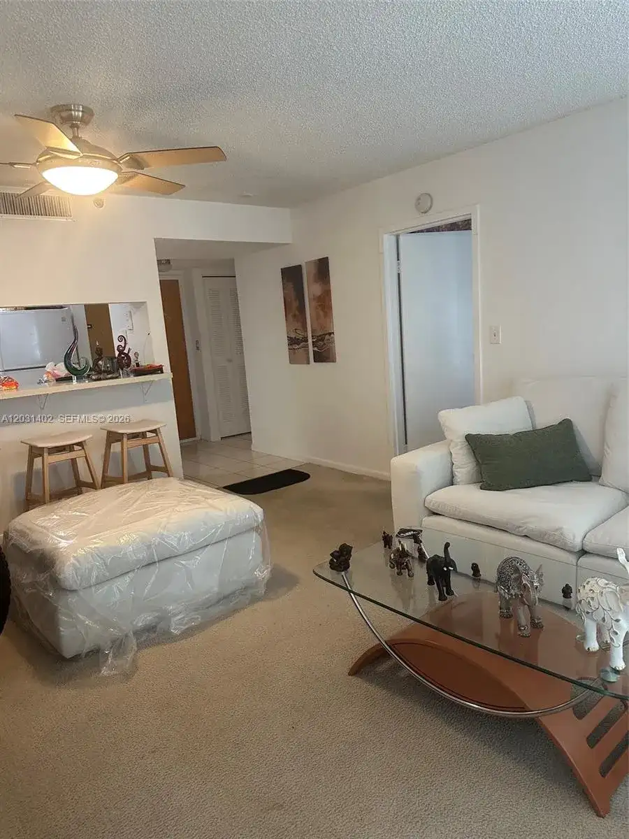 7601 E Treasure Dr # 610, North Bay Village FL 33141 photo 2