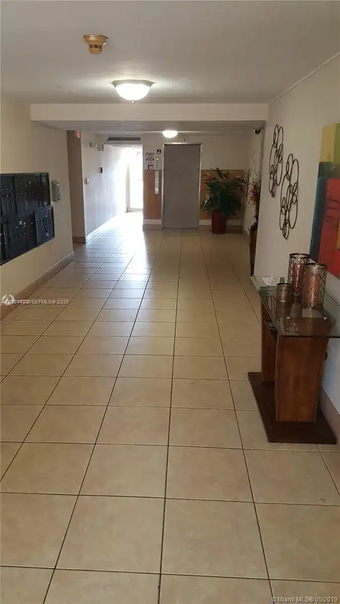 9310 Fontainebleau Blvd # 112, Miami FL 33172 photo 2