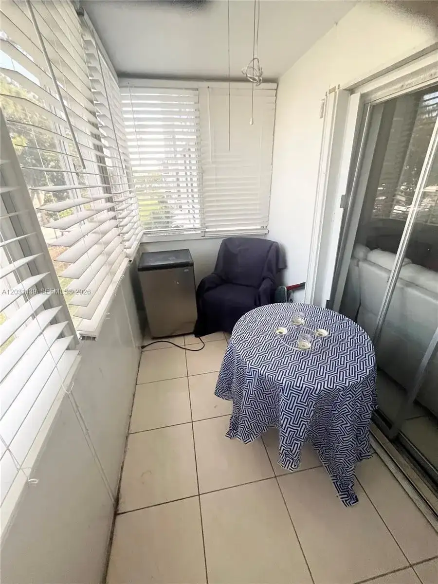 2581 N Garden Dr N # 203, Lake Worth FL 33461 photo 4