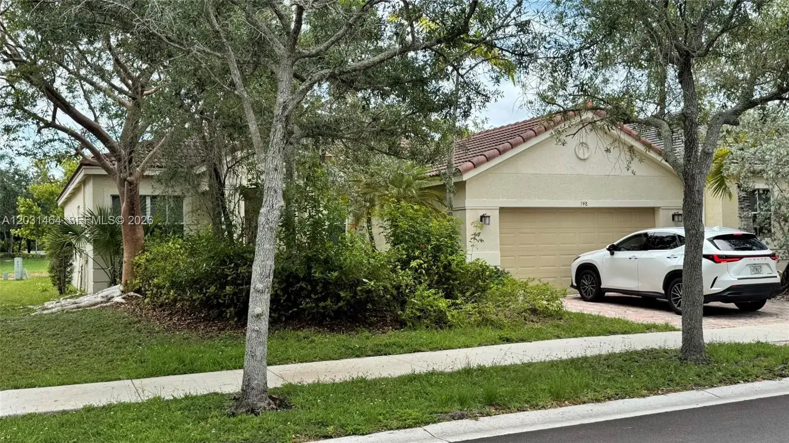 748 Tulip Cir, Weston FL 33327 photo 3