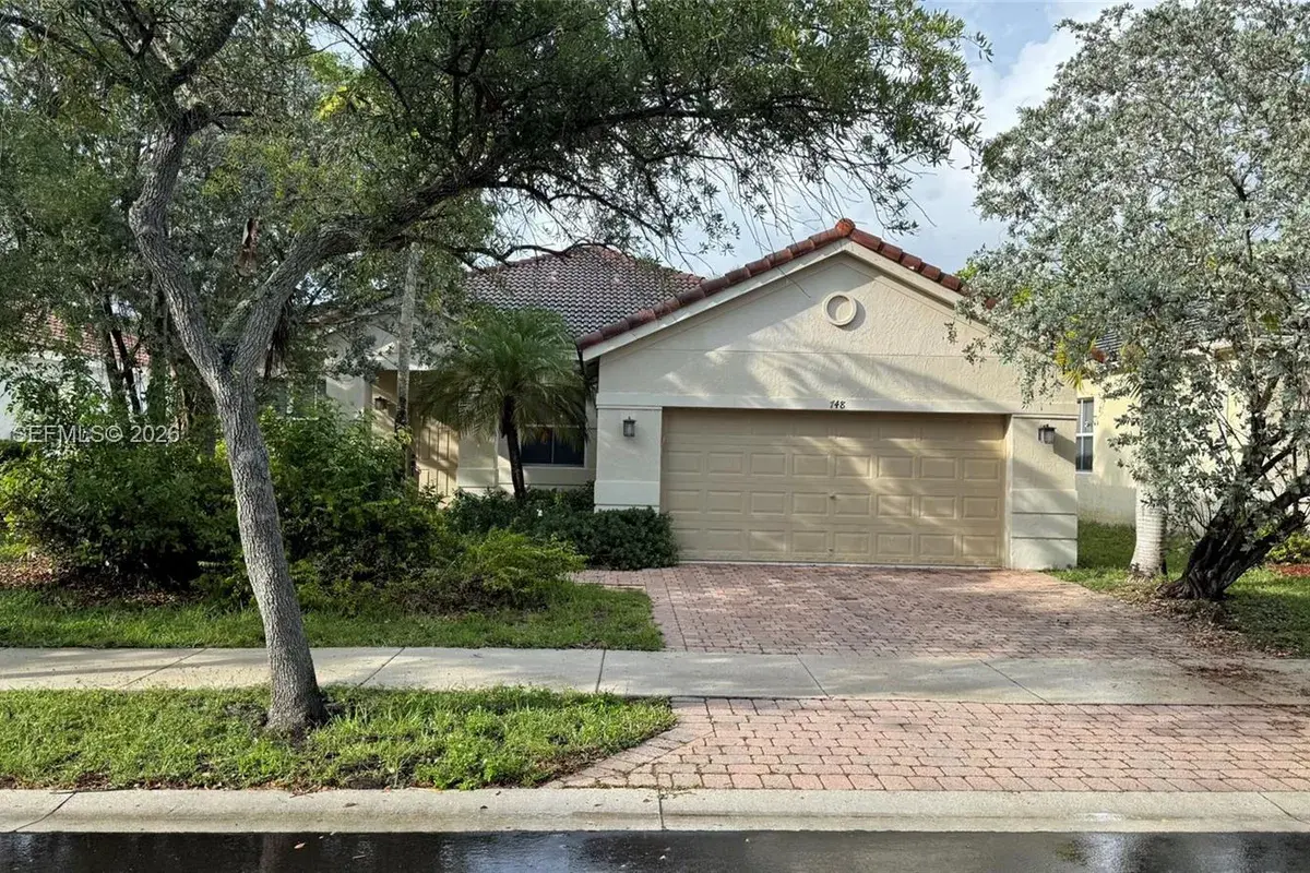 748 Tulip Cir, Weston FL 33327