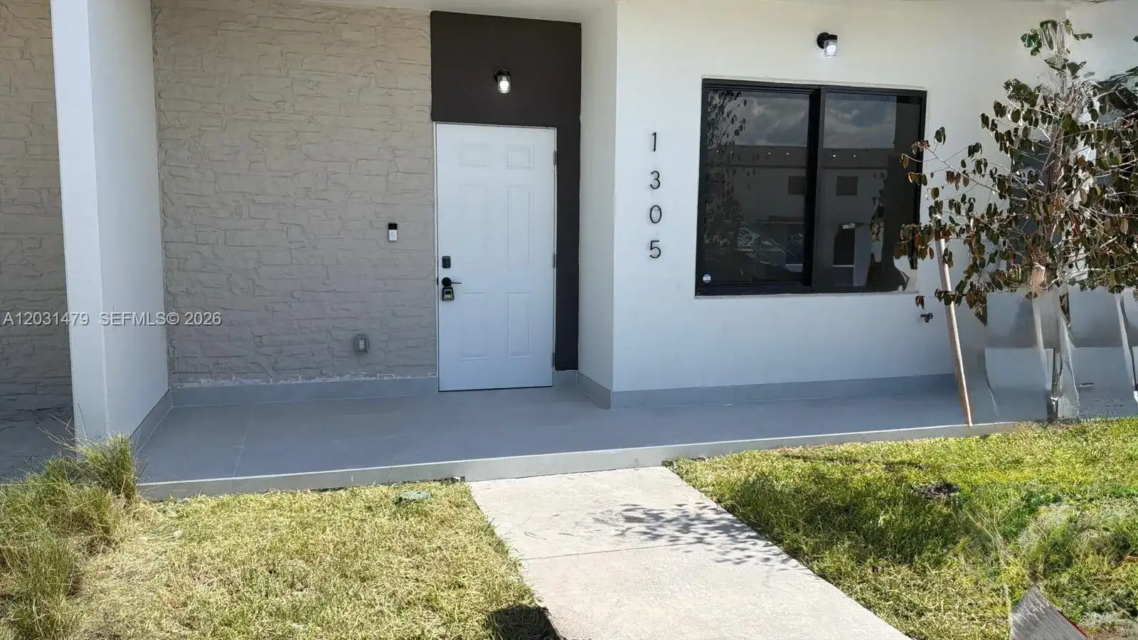 1305 NW 4th Ter # 1305, Florida City FL 33034 photo 3