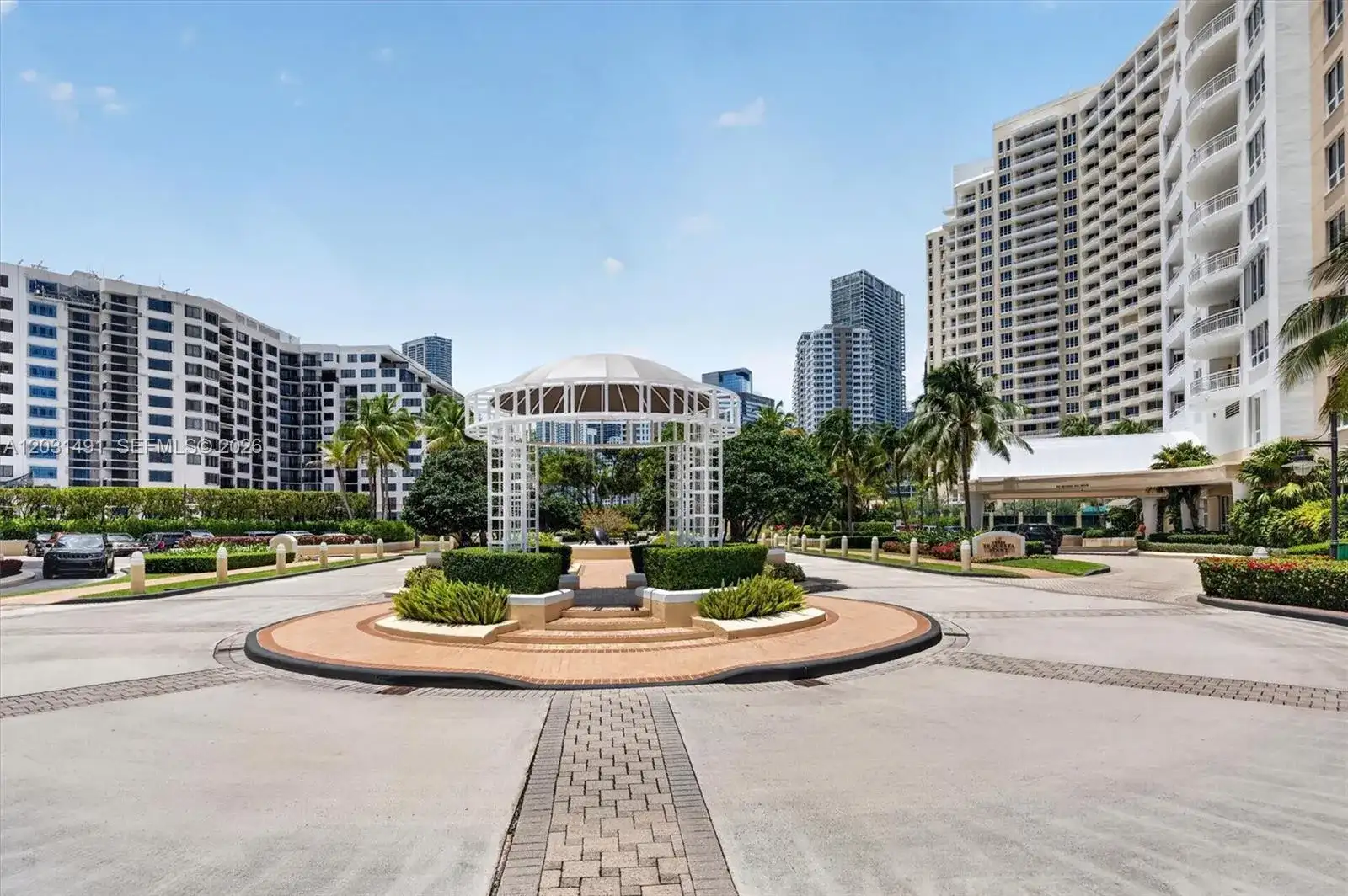 848 Brickell Key Dr # 3402, Miami FL 33131 photo 2