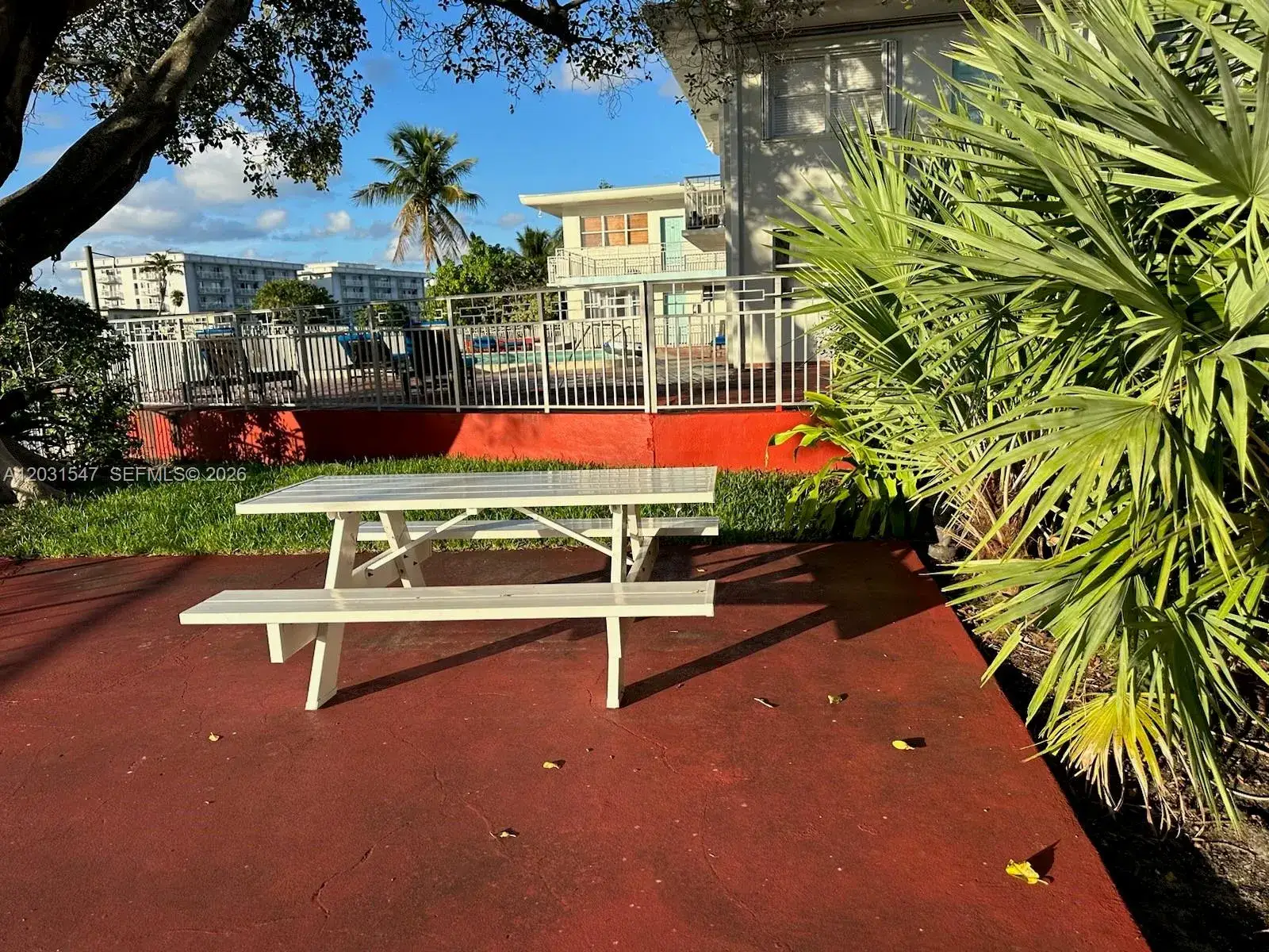1 bedroom 1 bath Residential for sale at 1275 Marseille Dr # 40, Miami Beach FL 33141