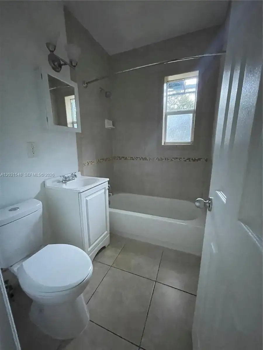 420 SW 25th Ave, Fort Lauderdale FL 33312 photo 4
