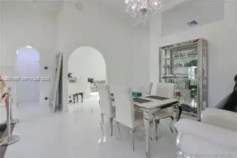 270 SE 7th St, Dania Beach FL 33004 photo 4