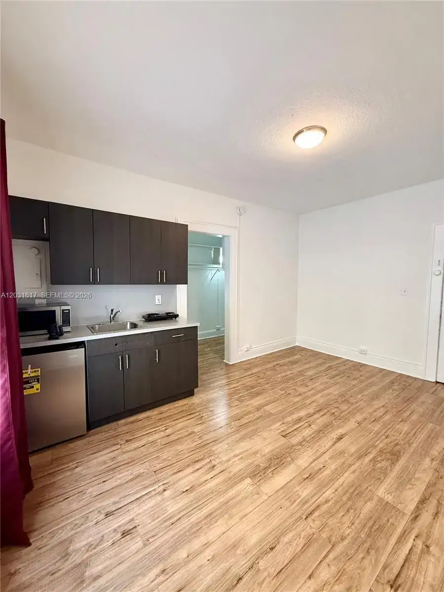126 Mendoza Ave # 2A, Coral Gables FL 33134 photo 4