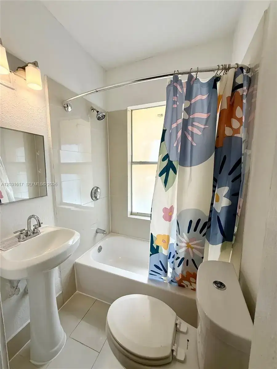 126 Mendoza Ave # 2A, Coral Gables FL 33134 photo 5