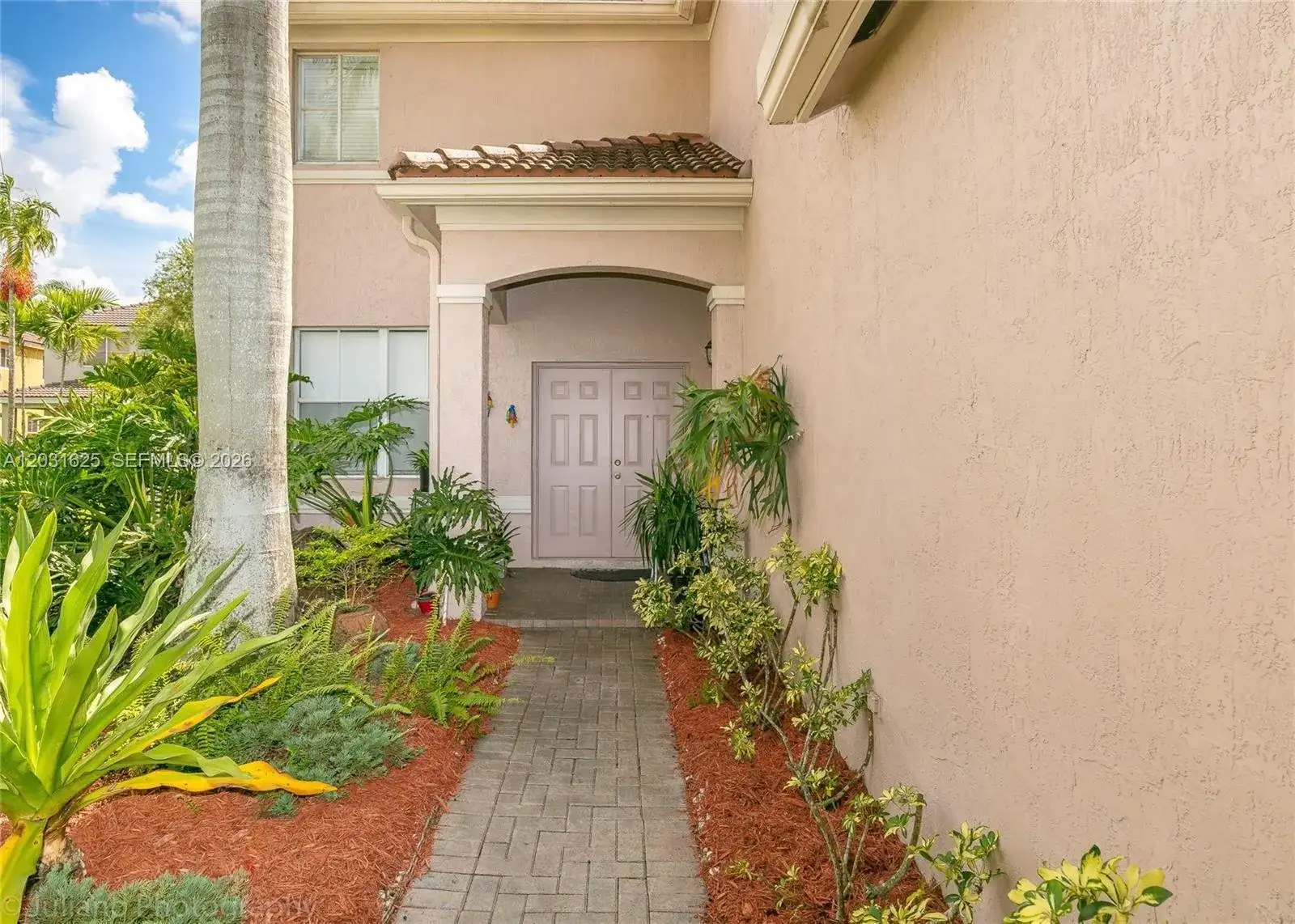 1032 Silktree Ln, Weston FL 33327 photo 2