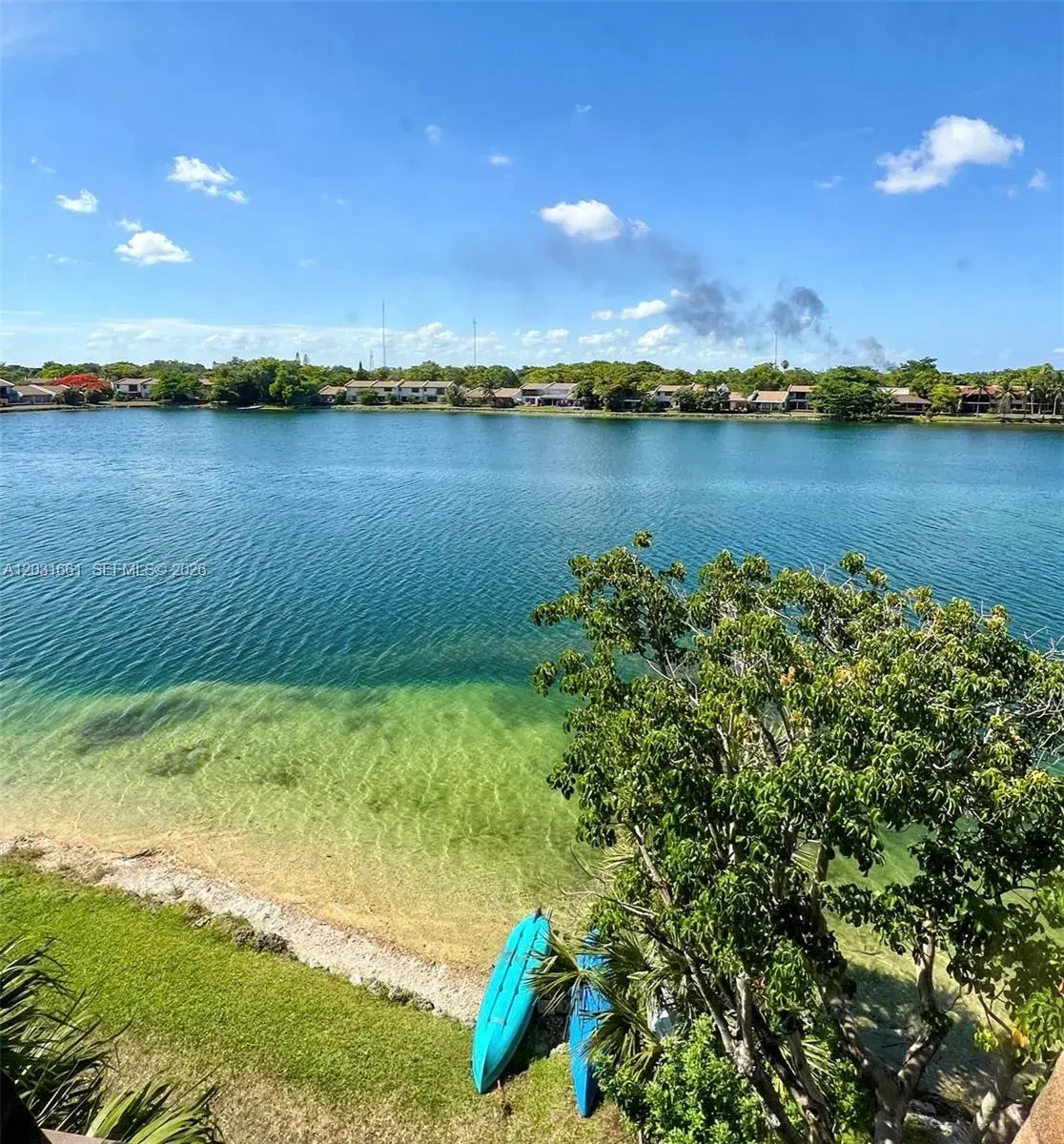 671 NE 195th St, Miami FL 33179