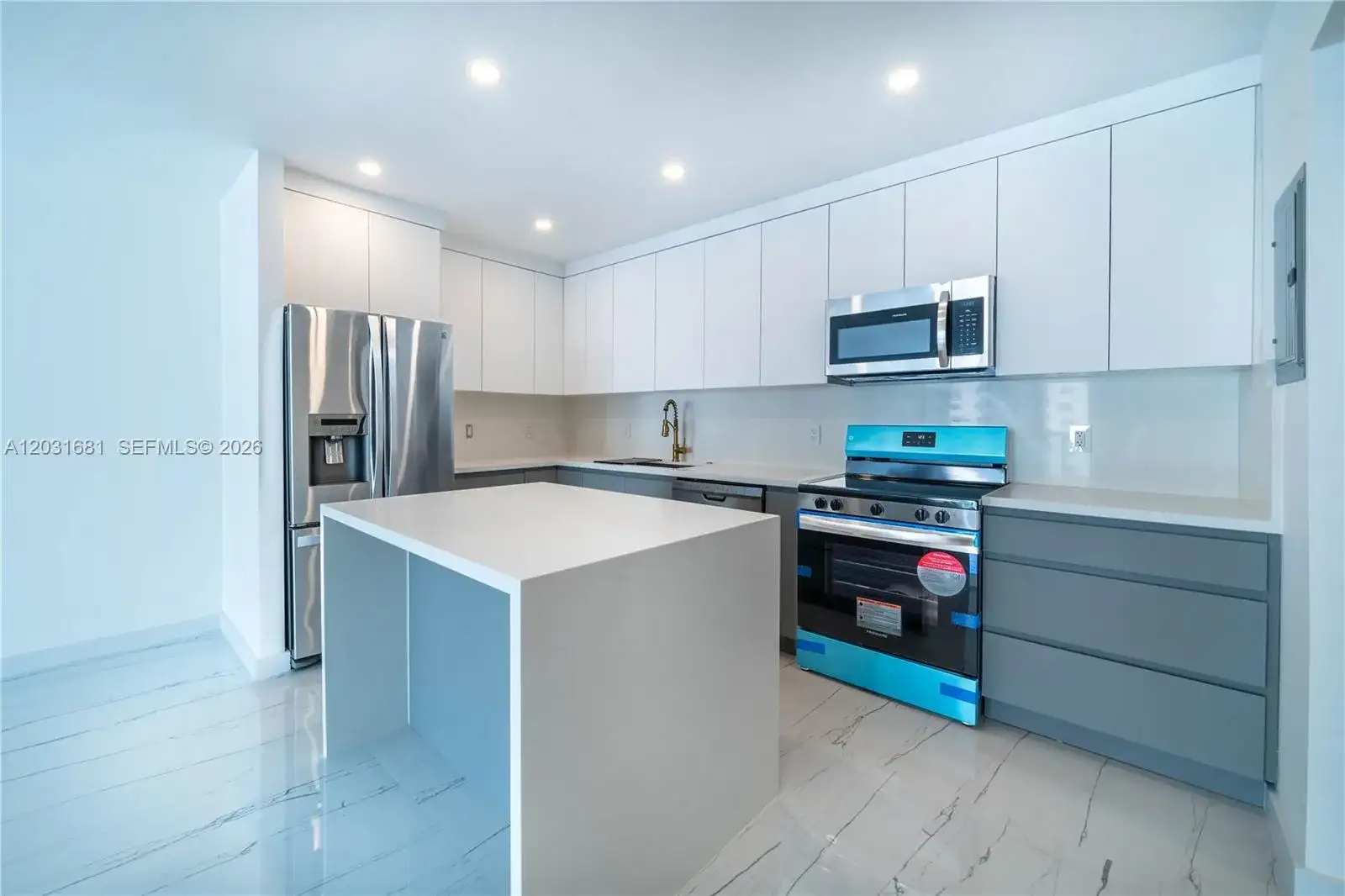19380 Collins Ave # 1105, Sunny Isles Beach FL 33160 photo 3