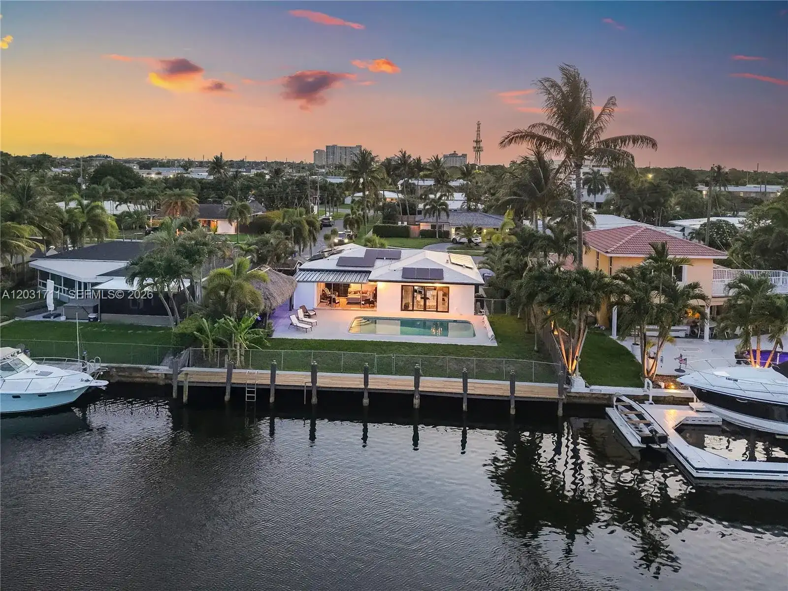 380 SE 1st Ter, Pompano Beach FL 33060 photo 3