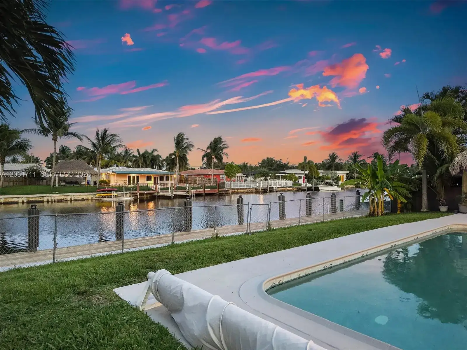 380 SE 1st Ter, Pompano Beach FL 33060 photo 4