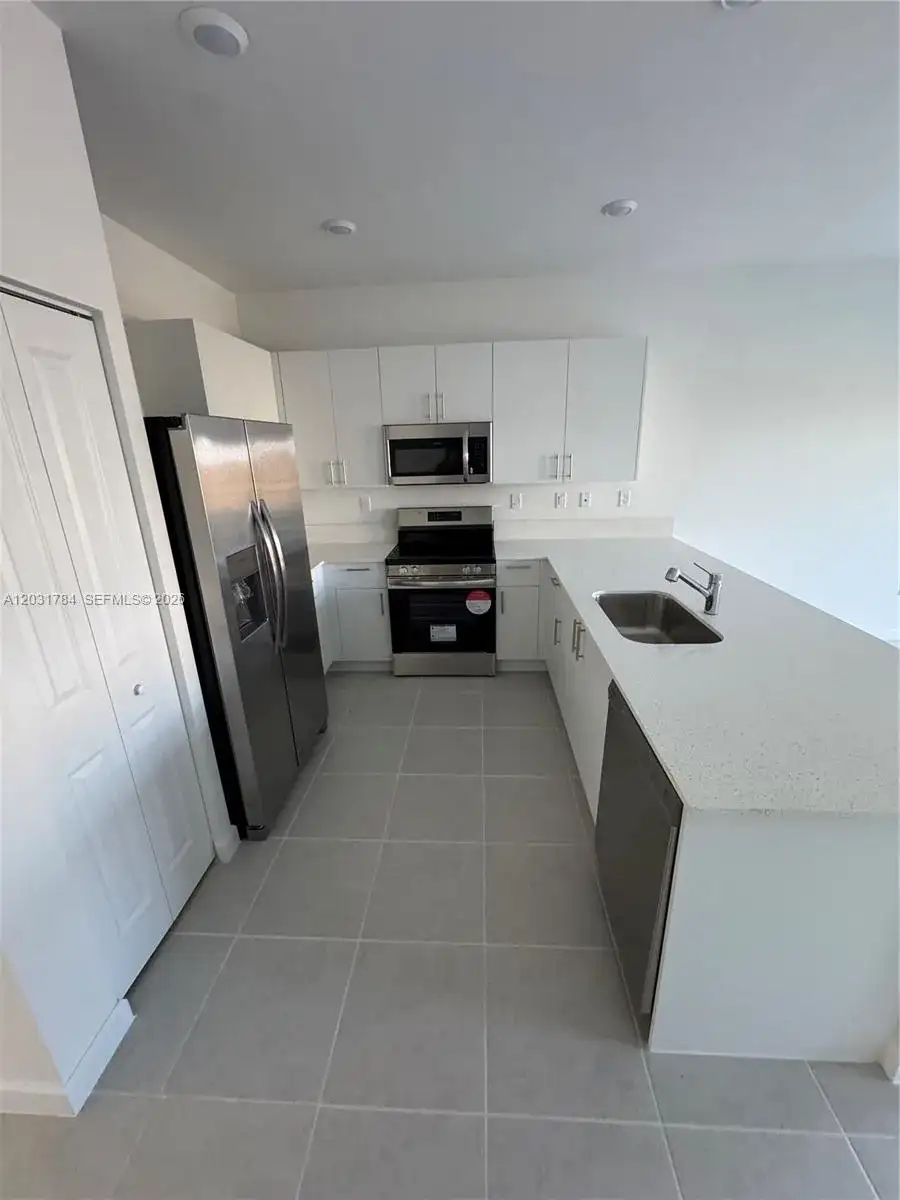 2655 SE 28 # 2655, Homestead FL 33035 photo 5