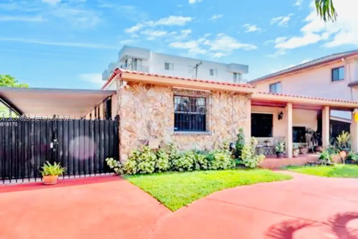 2424 SW 21st Ter, Miami FL 33145