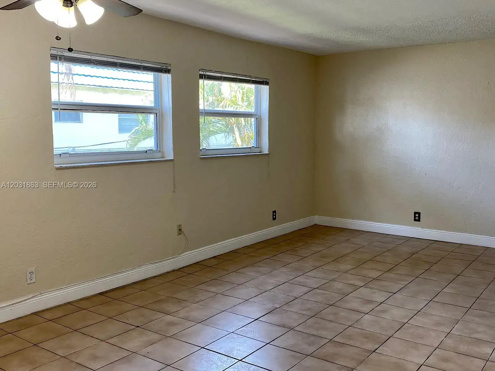 4061 N Dixie Hwy # 28, Oakland Park FL 33334 photo 2