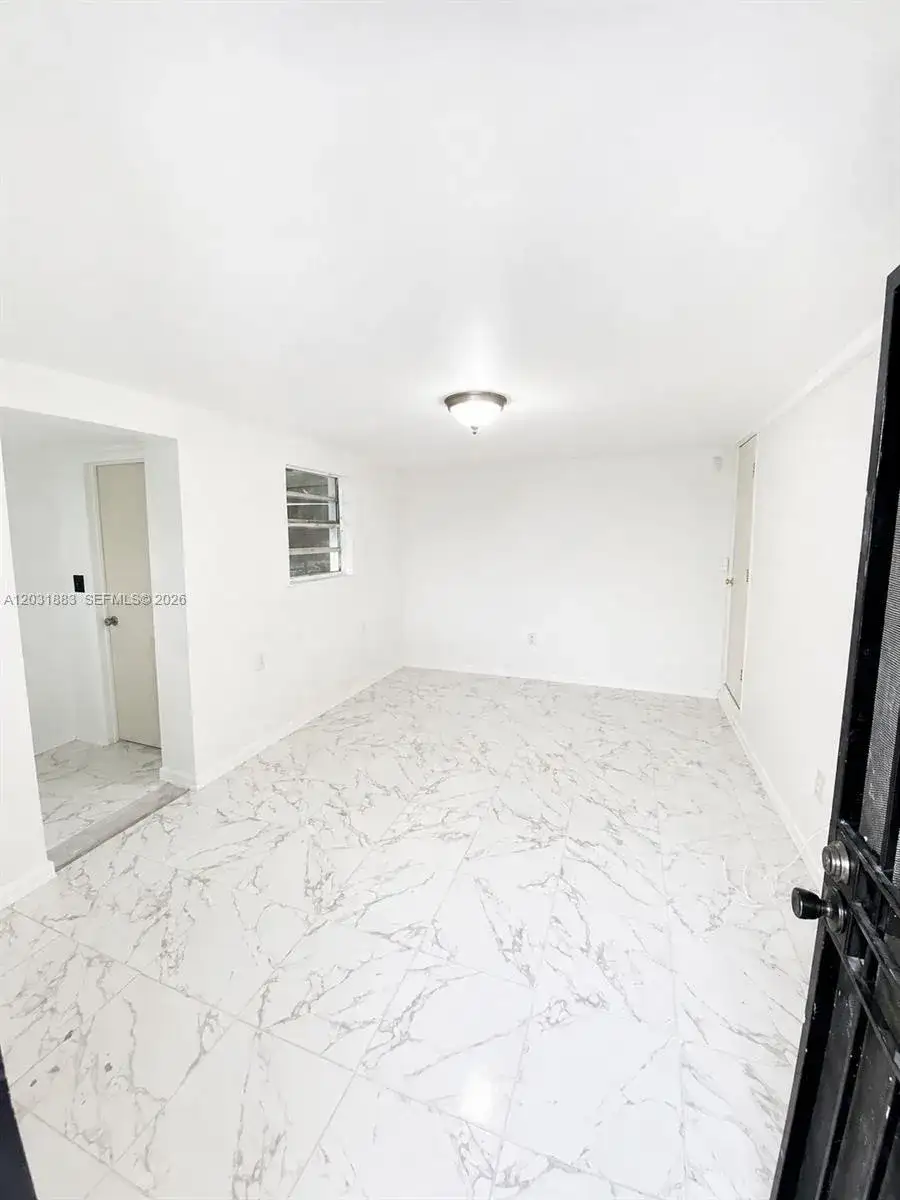 15720 NW 28th Pl, Miami Gardens FL 33054 photo 2