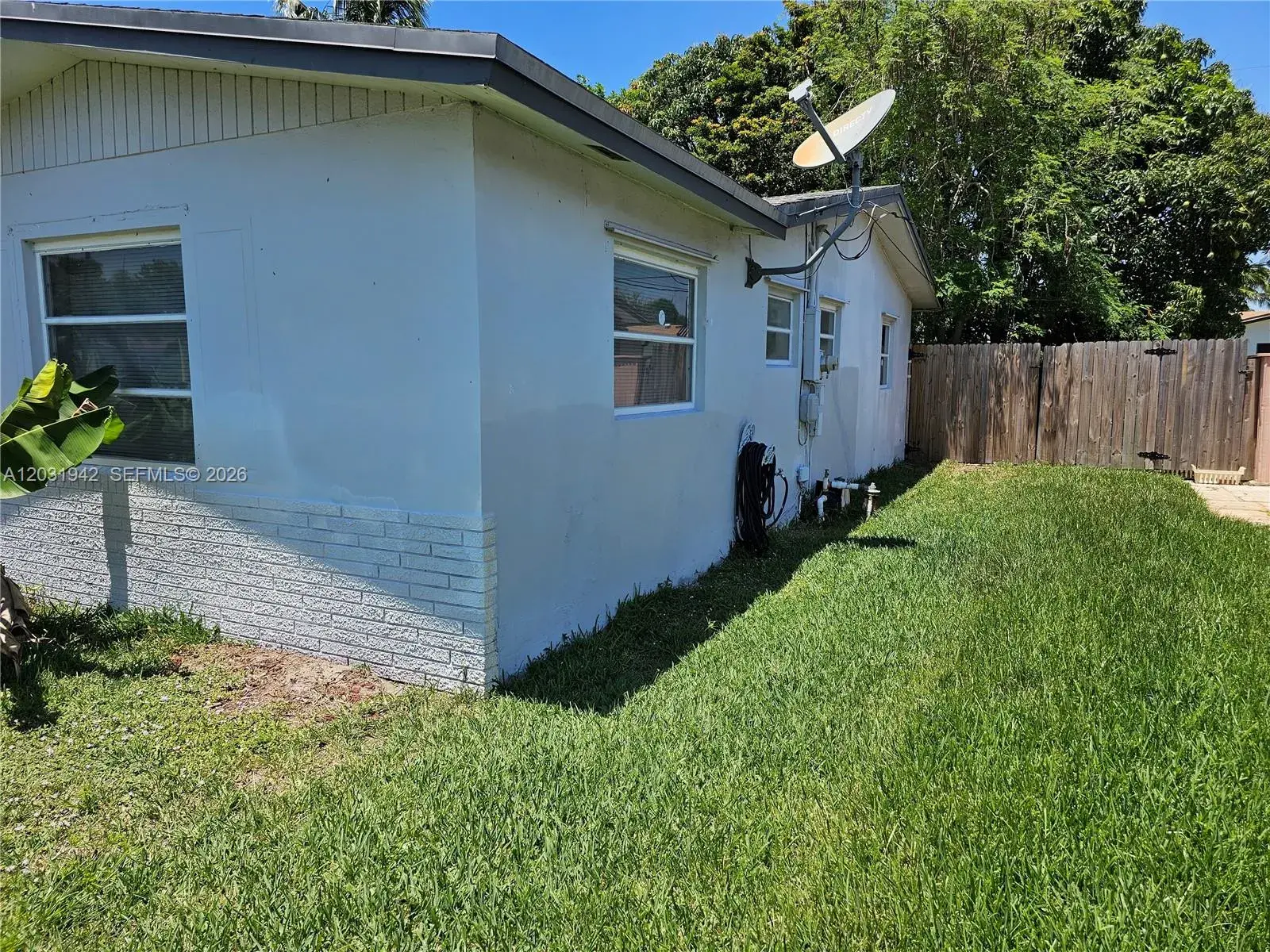 4431 NW 23rd Ct, Lauderhill FL 33313
