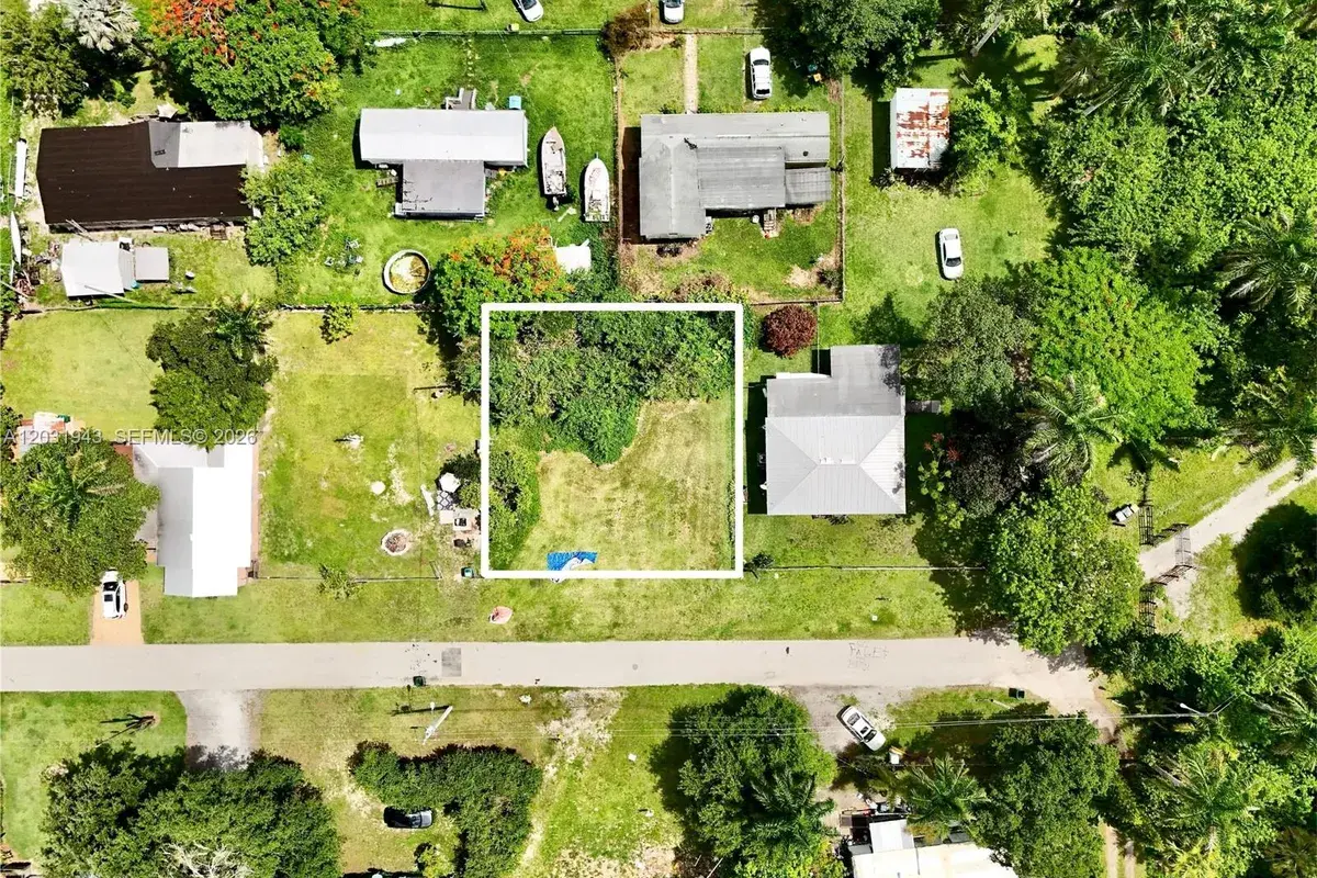 238 Old Train Ln, Other City - In The State Of Florida FL 34137