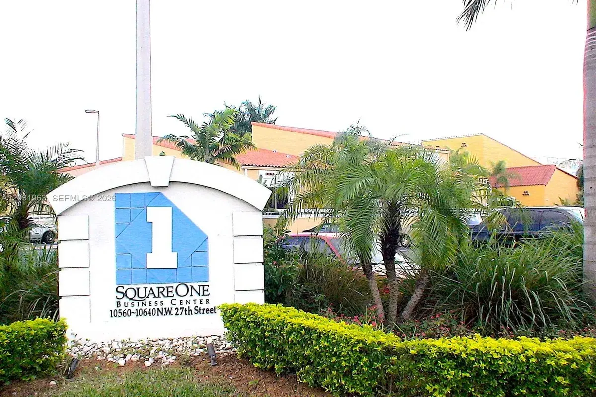 10530 NW 26 ST # F, Doral FL 33172
