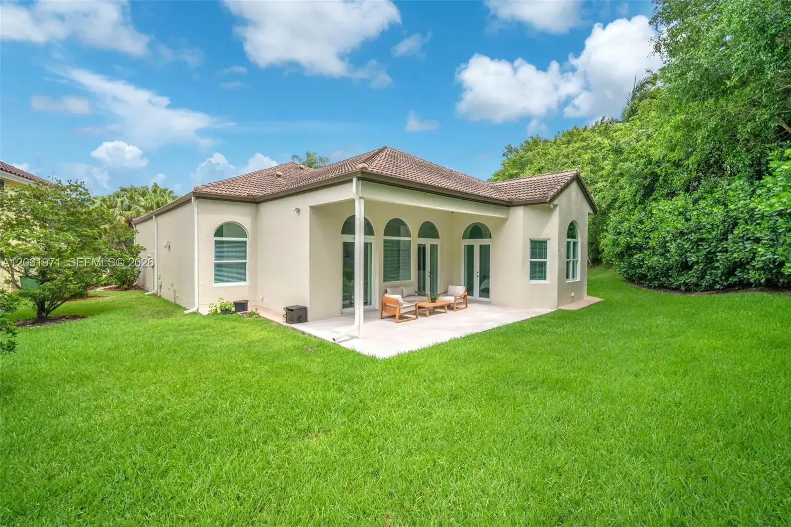 2163 Bay Ct, Weston FL 33326 photo 3