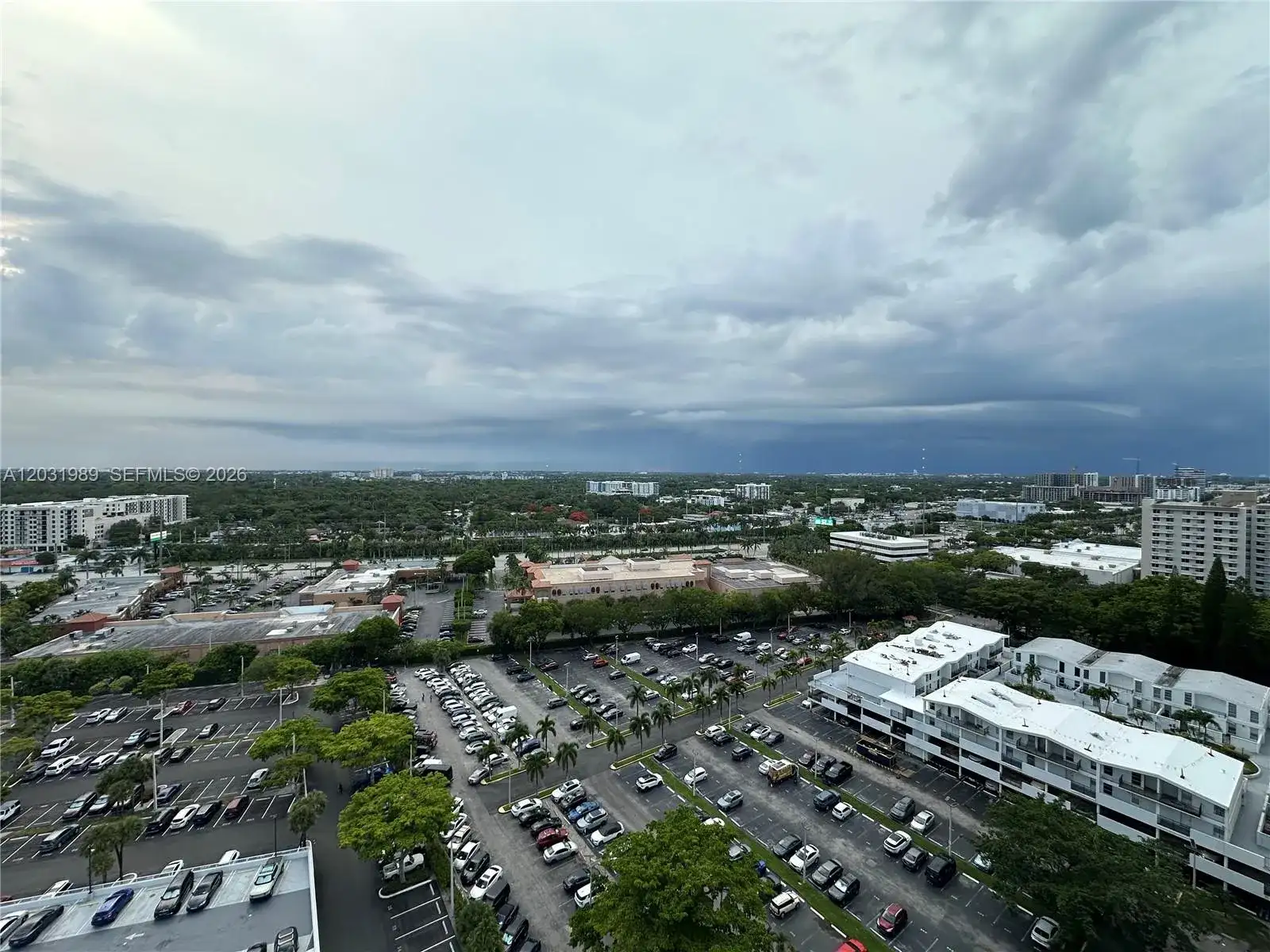 18051 Biscayne Blvd, Aventura FL 33160 photo 4