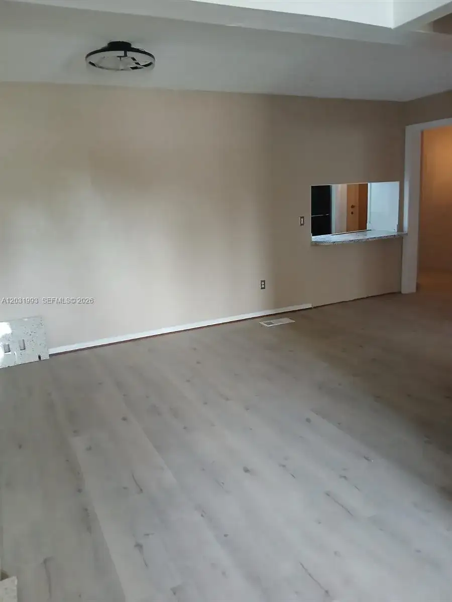 1400 NE 148th St # 2, Miami FL 33161 photo 2