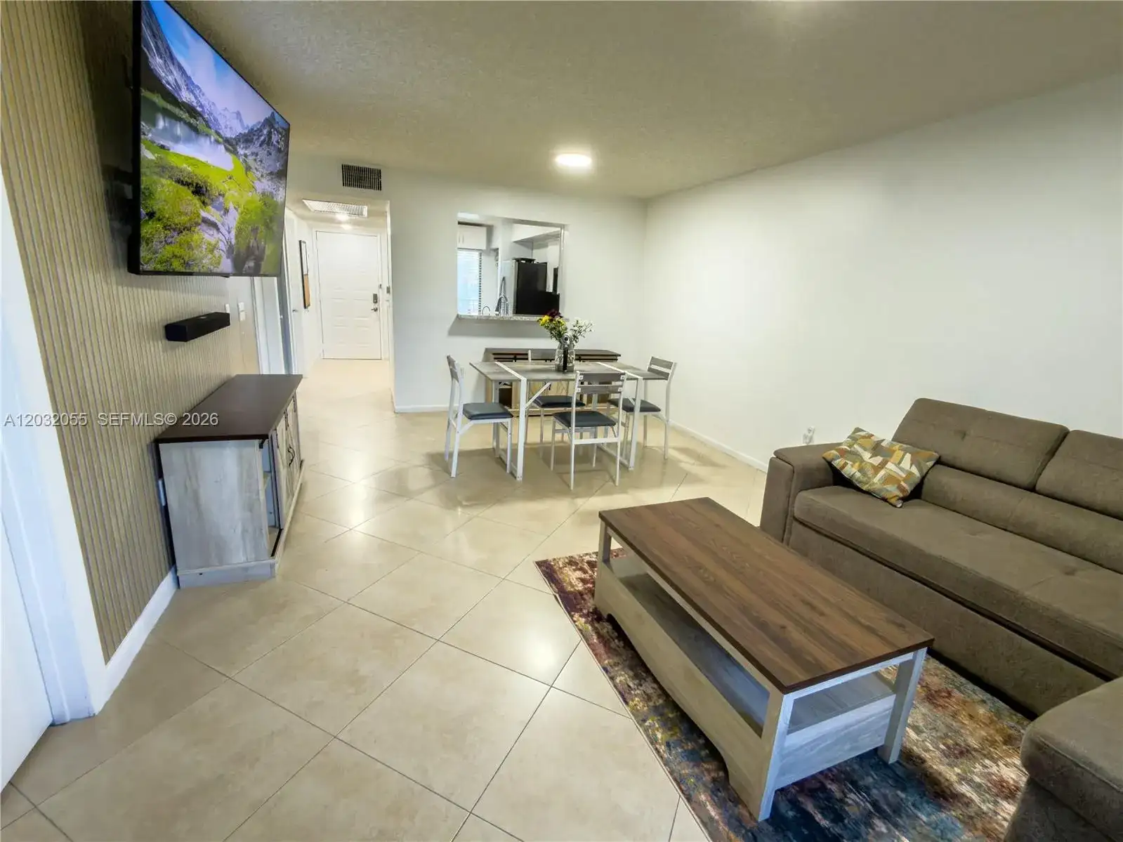 1200 SW 137th Ave # 305E, Pembroke Pines FL 33027 photo 2