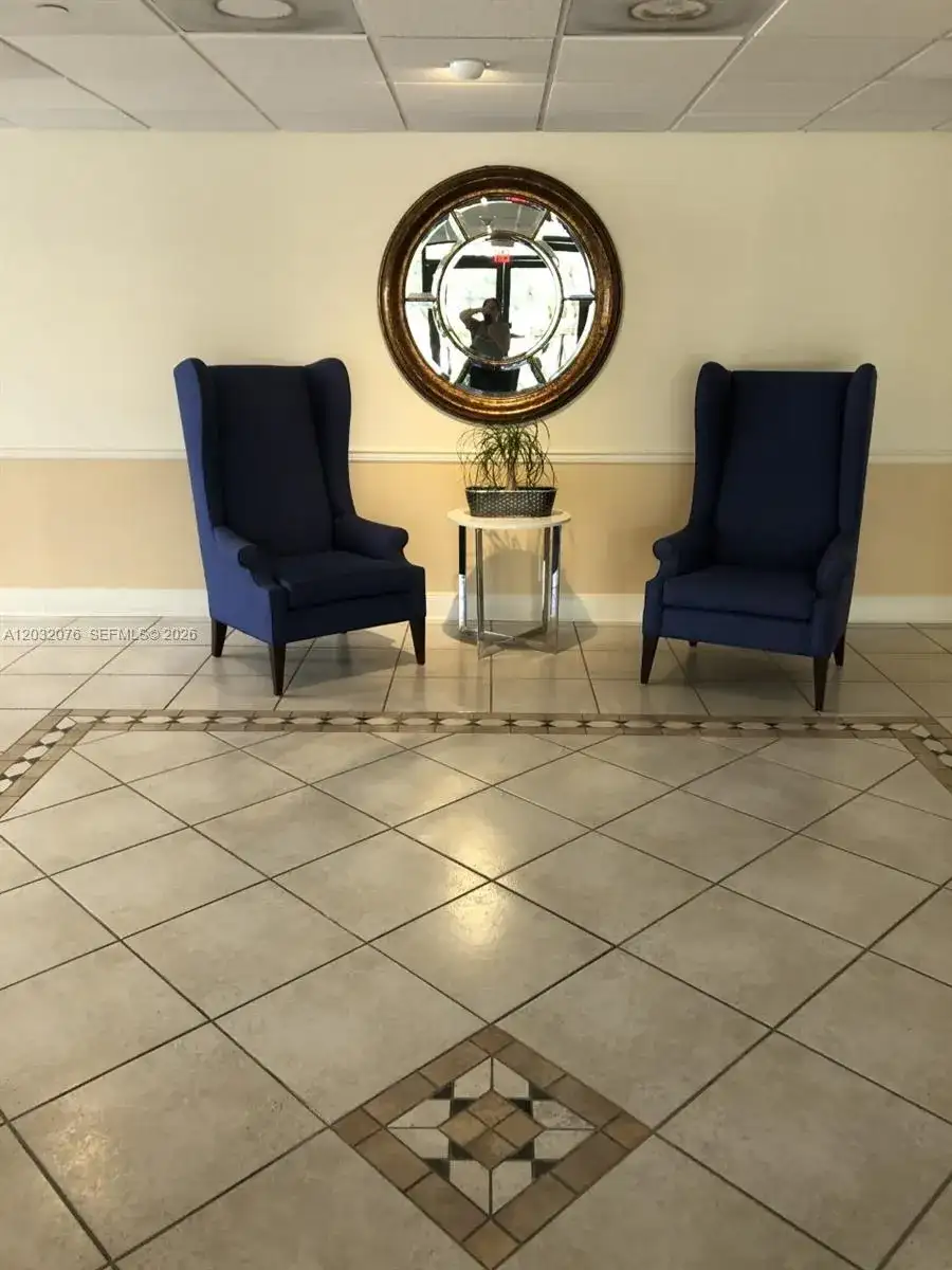 150 Ocean Lane Dr # 4B, Key Biscayne FL 33149 photo 3