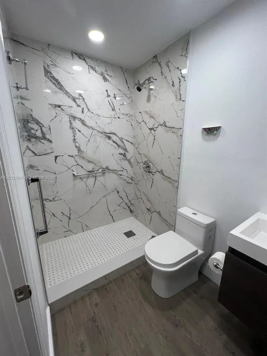 6492 SW 25th St, Miramar FL 33023