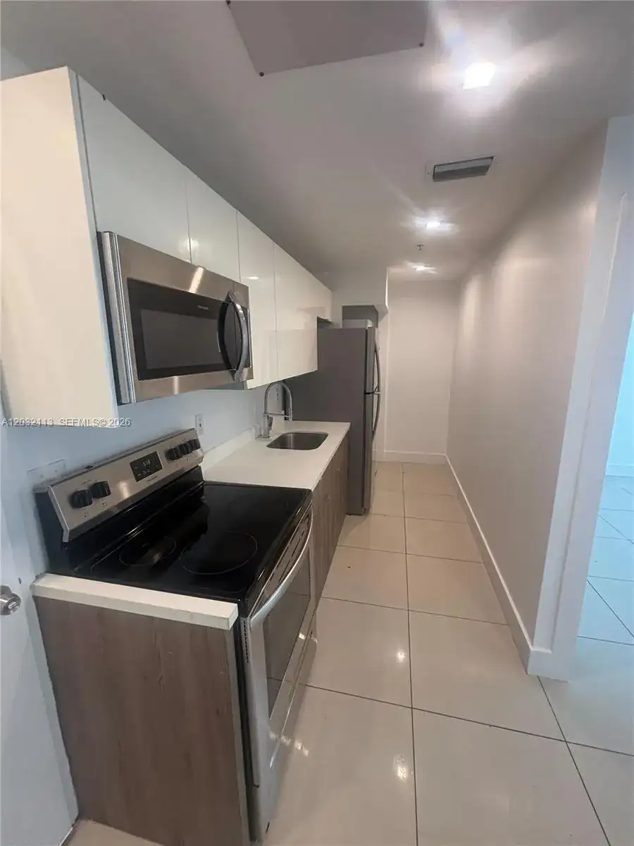 821 SW 18th Ave # 203, Miami FL 33135 photo 2